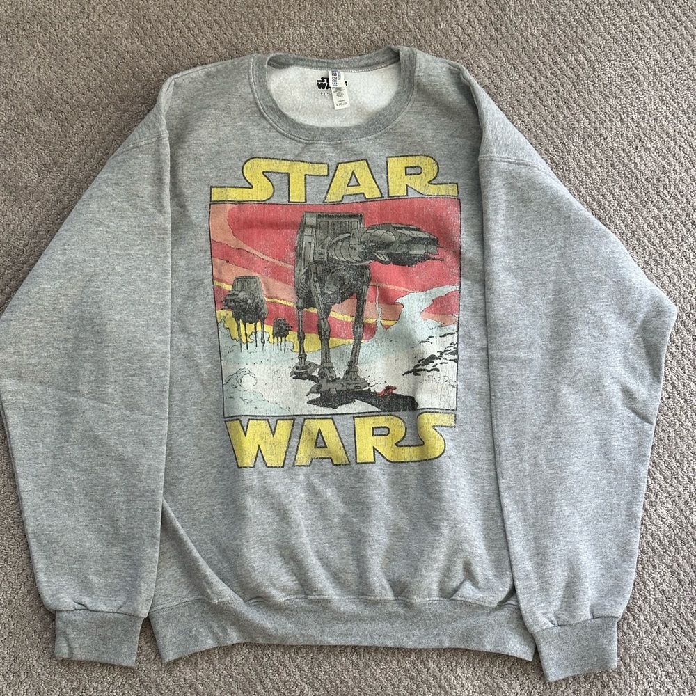 Urban Outfitters Star Wars Crewneck